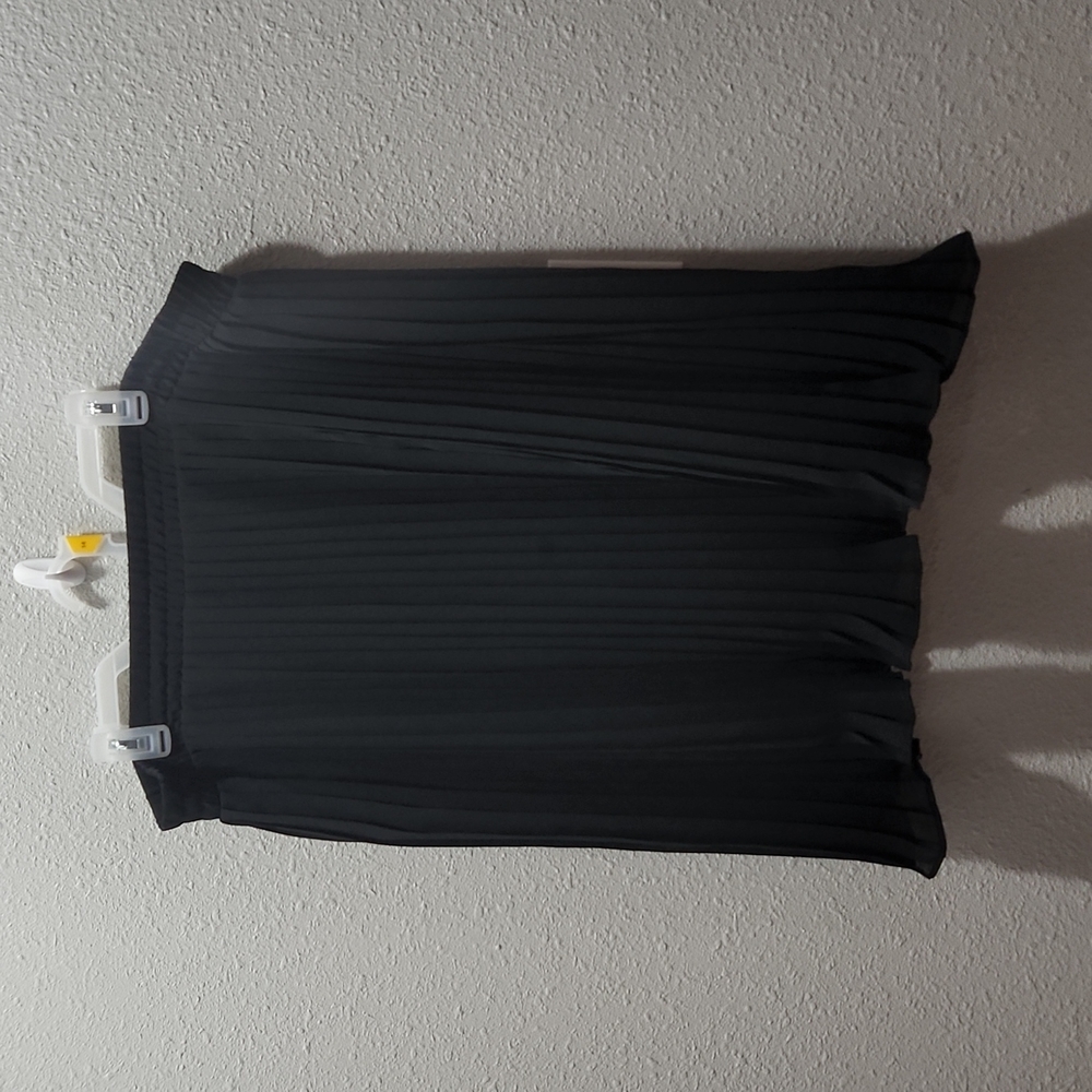 Pladed skirt‎